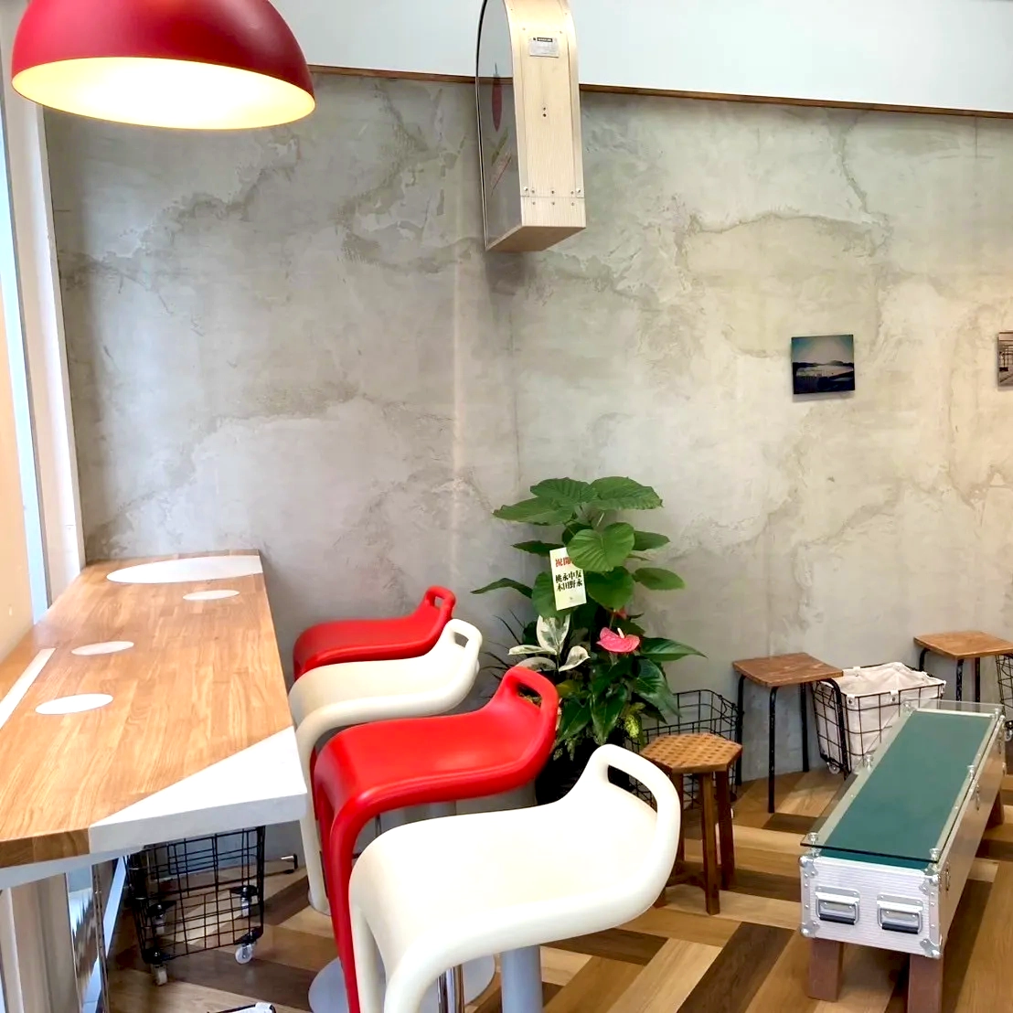 店内窓際の写真